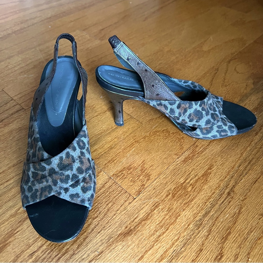 Donald Pliner leopard brown/black sling back peep toe heels, size 7.5